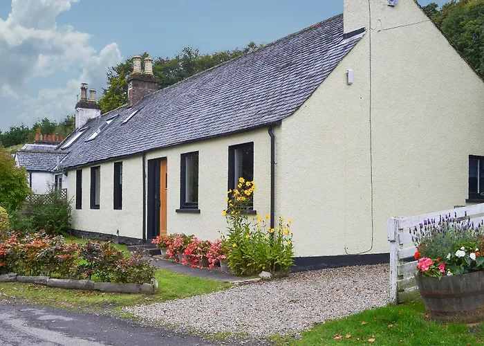 Kinnettas Cottage