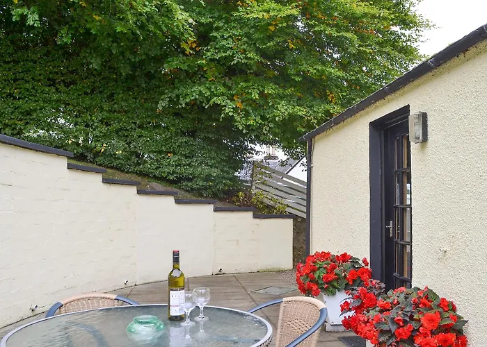 Kinnettas Cottage